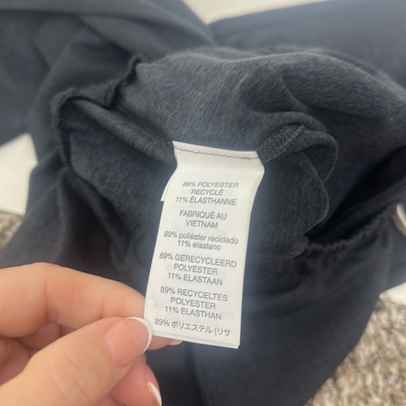 Vuori Women’s Performance dream Knit Joggers - Blue M - Picture 9 of 12